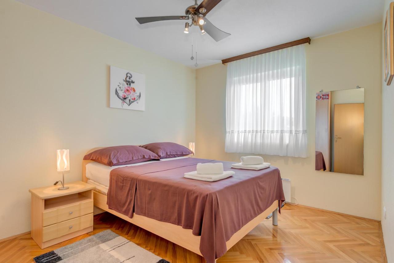 Villa Lille Trogir Eksteriør bilde