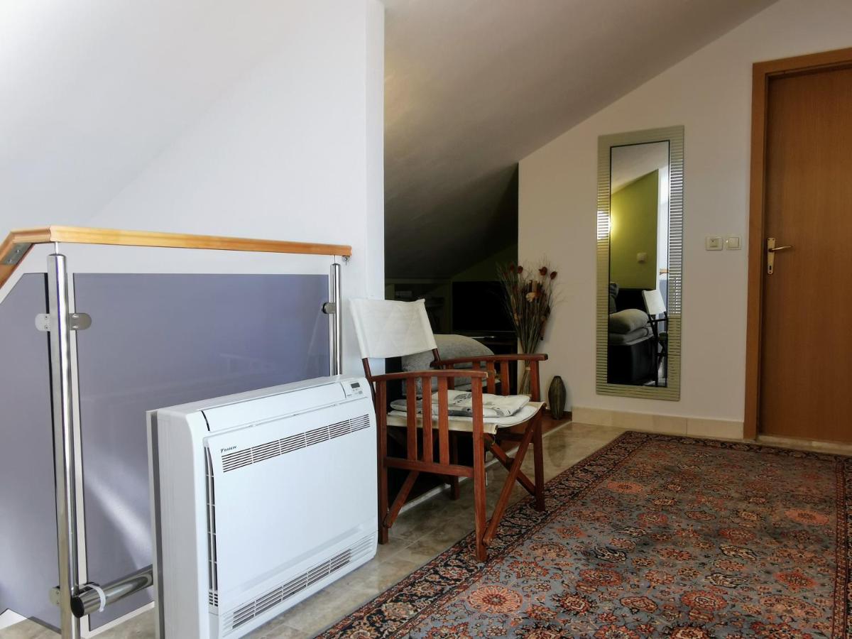 Villa Lille Trogir Eksteriør bilde