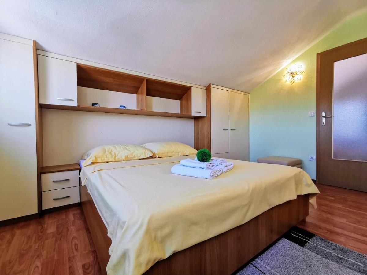 Villa Lille Trogir Eksteriør bilde