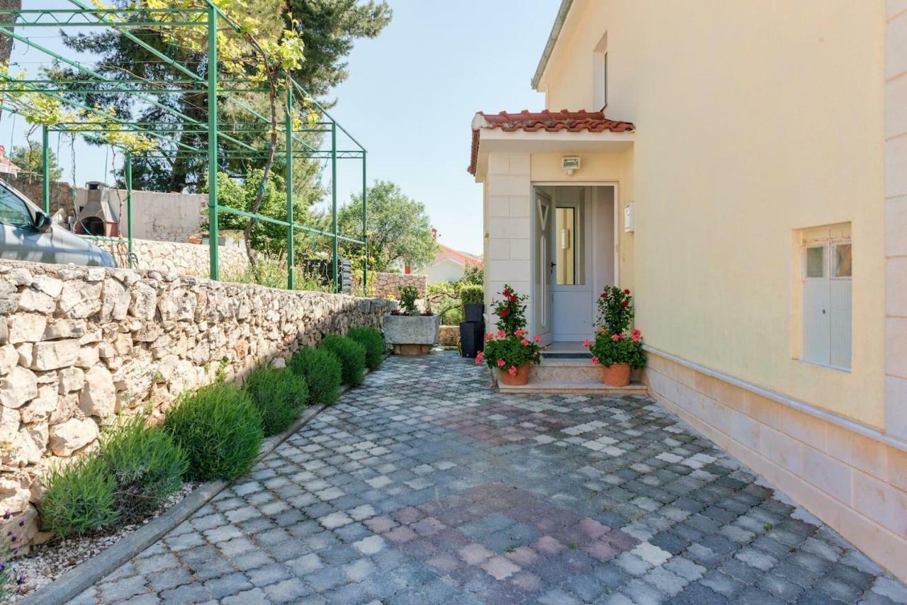 Villa Lille Trogir Eksteriør bilde